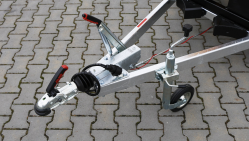 Štěpkovač na benzín s brzděným podvozkem LS 100/27 CB